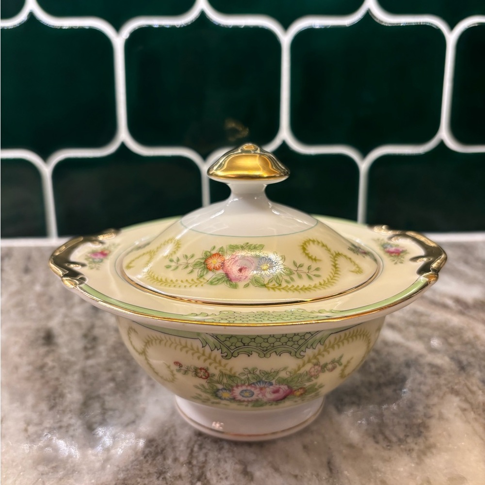 Vintage Meito China hand painted porcelain covered sugar bowl floral Japan